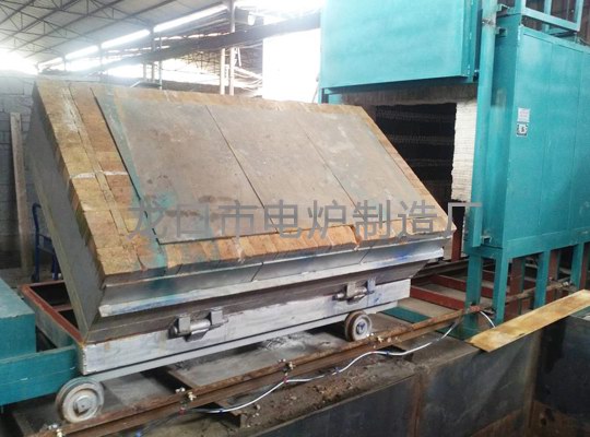 翻轉(zhuǎn)式臺(tái)車爐